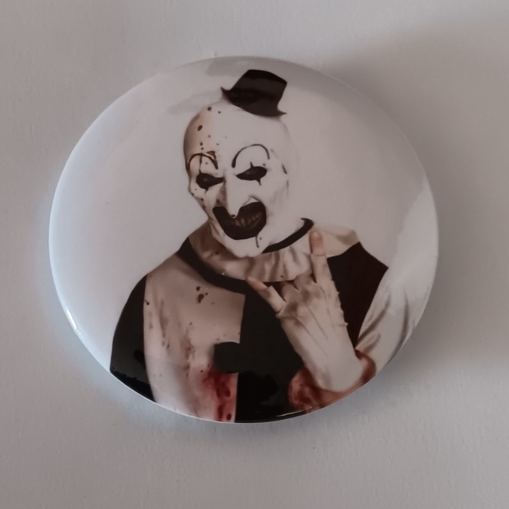 Terrifier Button (NEW) - Picture 4 of 4
